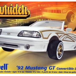1992 Ford Mustang GT Convertible 1:24 - Revell