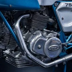 Ducati 750 Super Sport [1974] 1/9 - Model Factory Hiro -Cars - Plastic Models Sales ducati 750 super sport 1974 1 9 model factory hiro w1200 h1200 0982bb95c46b09fa4b5f0cc22564ca1b