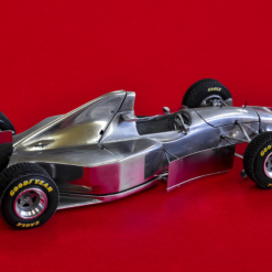 McLaren MP4/8 Multi-Material Kit 1/43 - Model Factory Hiro -Cars - Plastic Models Sales mclaren mp4 8 multi material kit 1 43 model factory hiro w1200 h1200 7959e69c3e74f48022e1381b909c0ad0