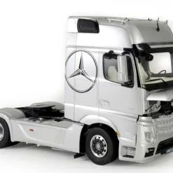 Mercedes Benz Actros MP4 Gigaspace (1:24) Model Kit Truck 3905 - Italeri -Cars - Plastic Models Sales mercedes benz actros mp4 gigaspace 1 24 model kit truck 3905 italeri w1200 h1200 ced24b20caa28fc1ac84e3a73cf785cb