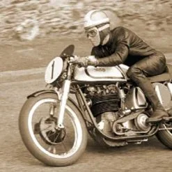 NORTON MANX 500cc 1951 (1:9) Model Kit 4602 - Italeri -Cars - Plastic Models Sales norton manx 500cc 1951 1 9 model kit 4602 italeri w1200 h1200 931f939c080ff5188a9de83f08c39c8e