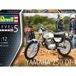 Yamaha 250 DT-1 (1:12) Plastic Model Kit 07941 - Revell -Cars - Plastic Models Sales yamaha 250 dt 1 1 12 plastic model kit 07941 revell w1200 h1200 f544c21123c6d583c541e47331da4319