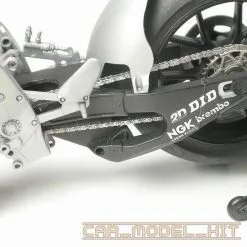 Yamaha YZR M1 Chain Set 2 (Silver) - Top Studio -Cars - Plastic Models Sales yamaha yzr m1 chain set 2 silver top studio w1200 h1200 9085a07e9f5975ff03a54bb754c1c18e